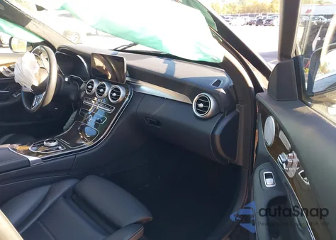 2021 Mercedes-Benz C 300 Sedan from USA, damaged, VIN W1KWF8DB3MR646000